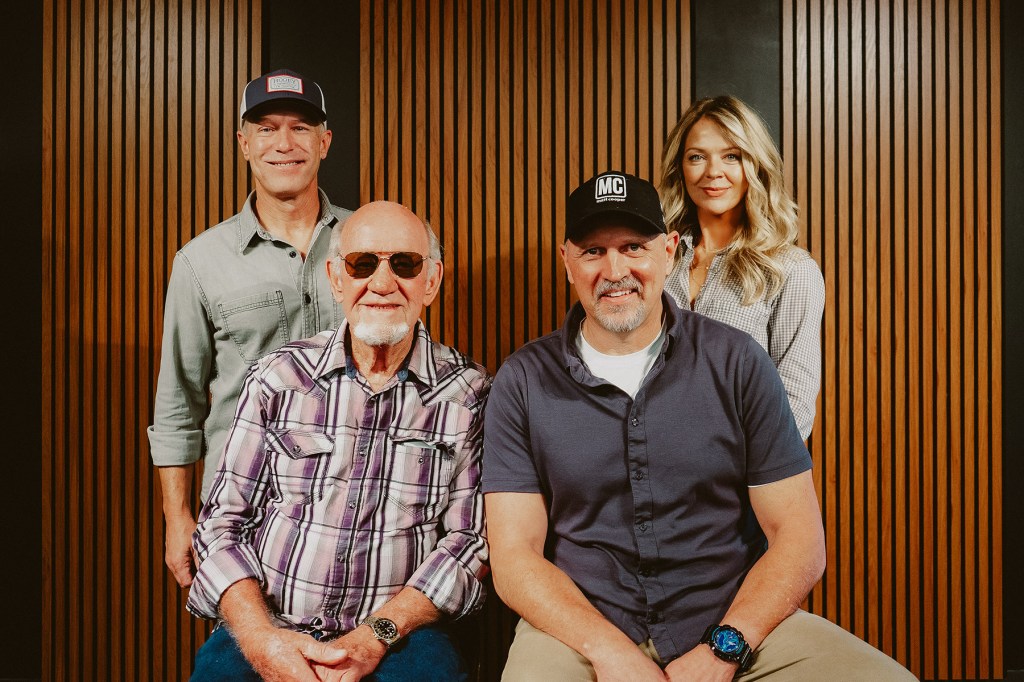 benny-brown-acquires wide-open-music-publishing,-forms-new-publishing company