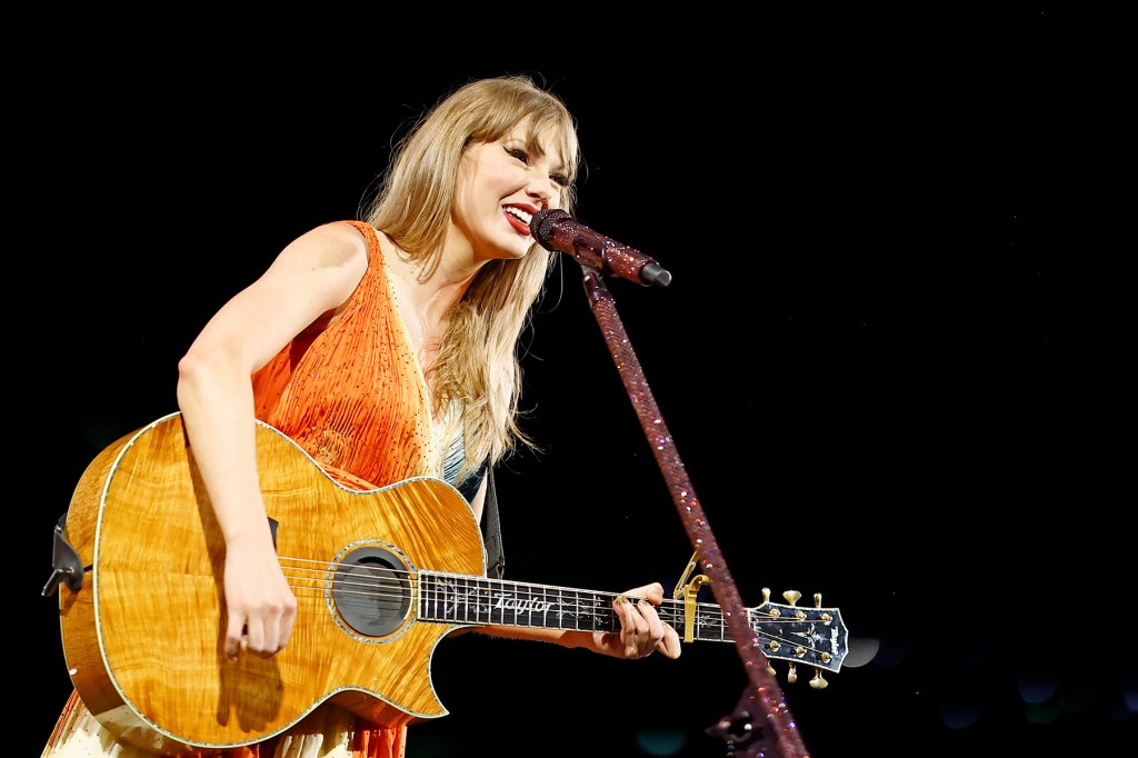 everything-we-know-about-taylor-swift’s-‘the-life-of-a-showgirl’-(so far)