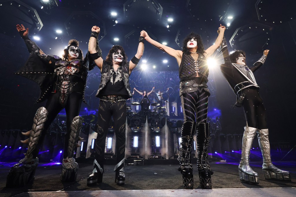 kiss-members-who-once-referred-to-donald-trump-as-a-‘true-danger-to-democracy’-react-to-kennedy-center-honor:-‘deeply honored’