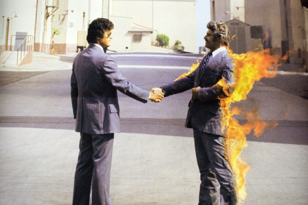 stuntman-set-on-fire-for-‘wish-you-were-here’-cover-dead-at-88