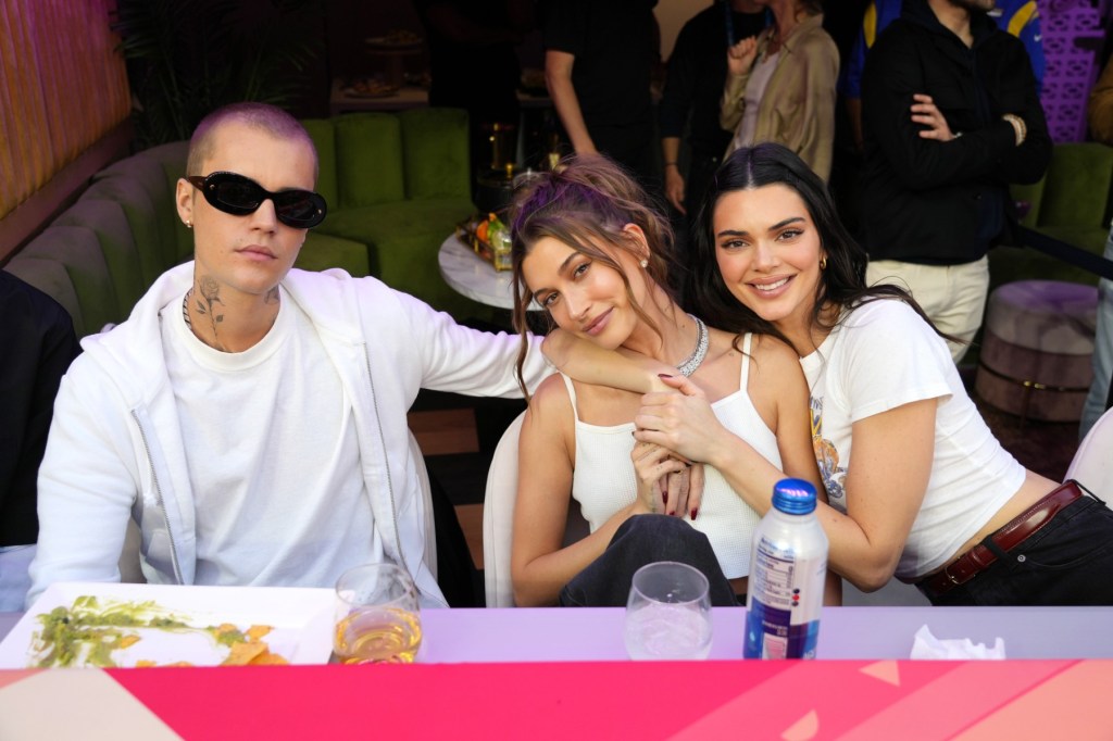 hailey-bieber-pokes-fun-at-candid-moment-between-justin-and-kendall jenner