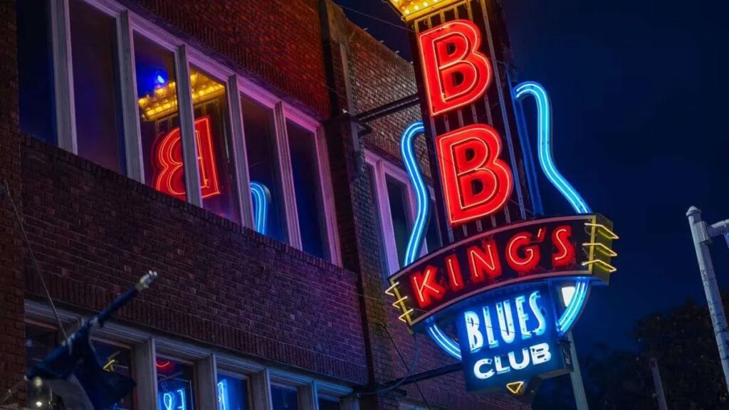 bb.-king’s-100th-birthday:-memphis-honors-“the-king-of-blues”-with-two-day-celebration