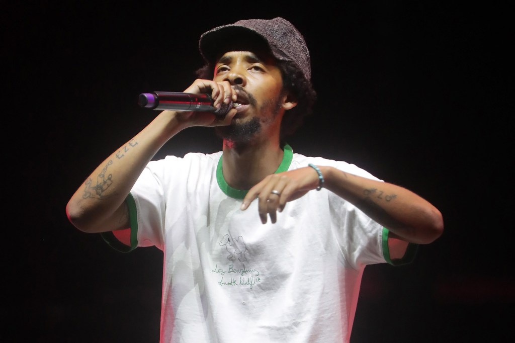 earl-sweatshirt-announces-release-date-&-track-list-for-‘live-laugh-love’ album