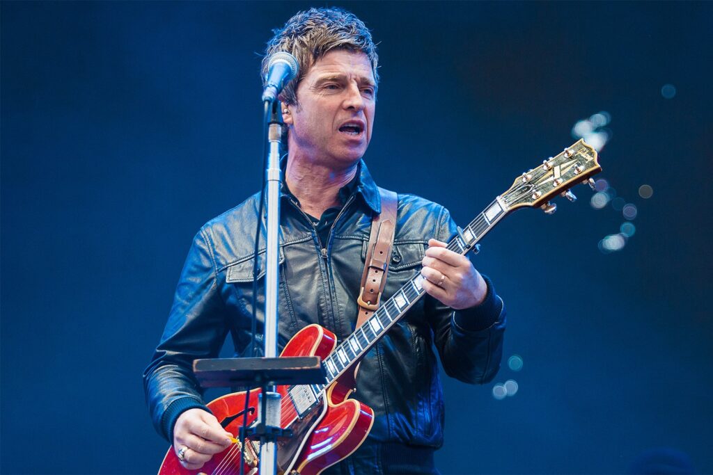 noel-gallagher-wanted-to-leave-stage-at-first-oasis-reunion-show