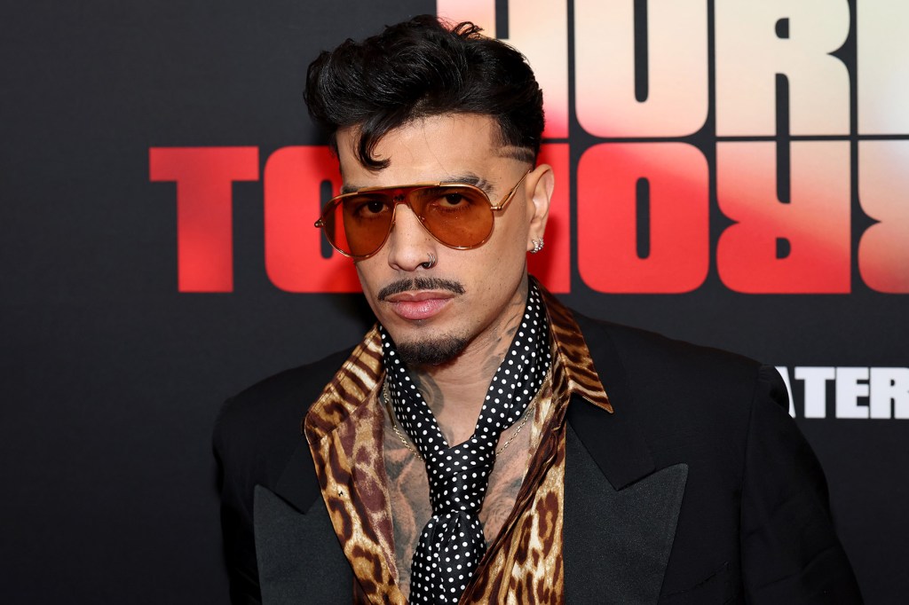 rauw-alejandro-hit-with-lawsuit-over-reggaeton-samples-on-‘saturno’
