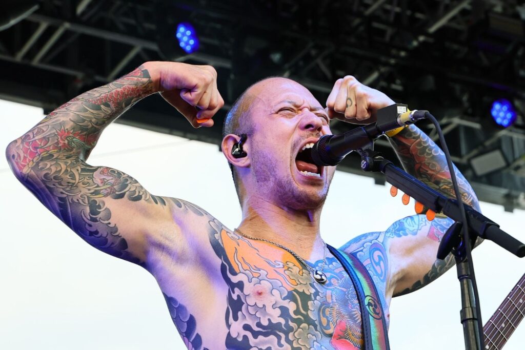 trivium’s-matt-heafy-shares-remarkable-recovery-from-injury