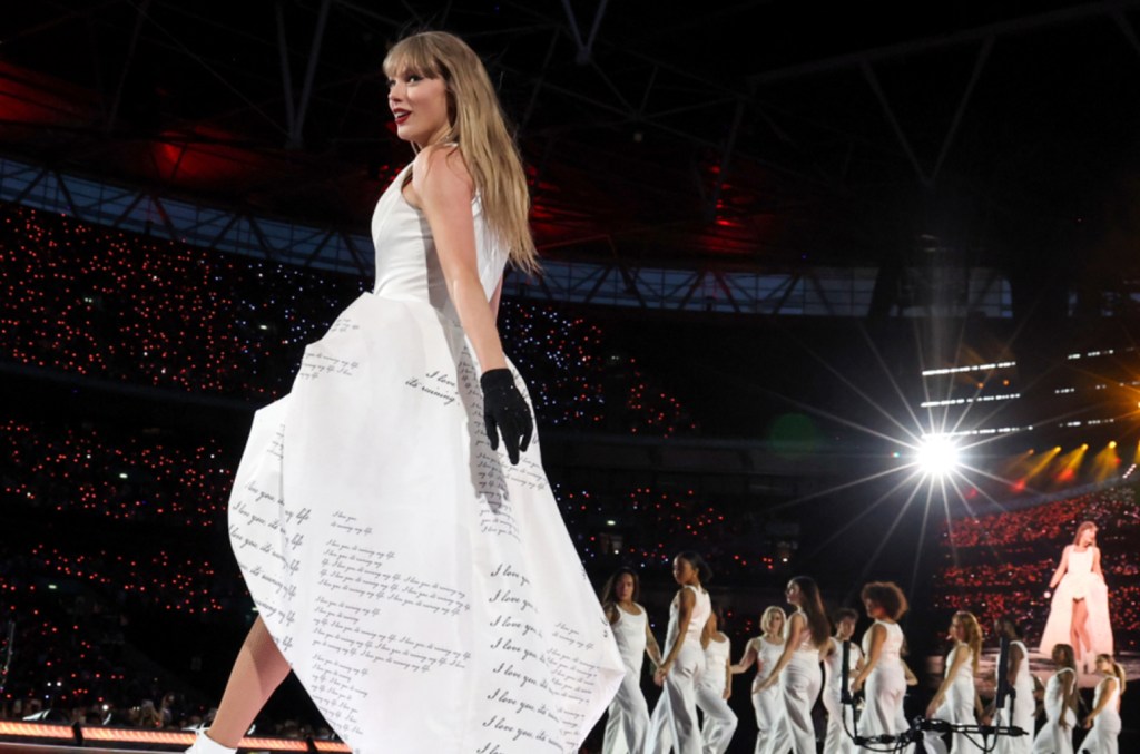 the-life-of-a-poet:-taylor-swift’s-‘tortured-poets-department’-writes-its-way-back-into-billboard-200-top-10-after-‘showgirl’ reveal