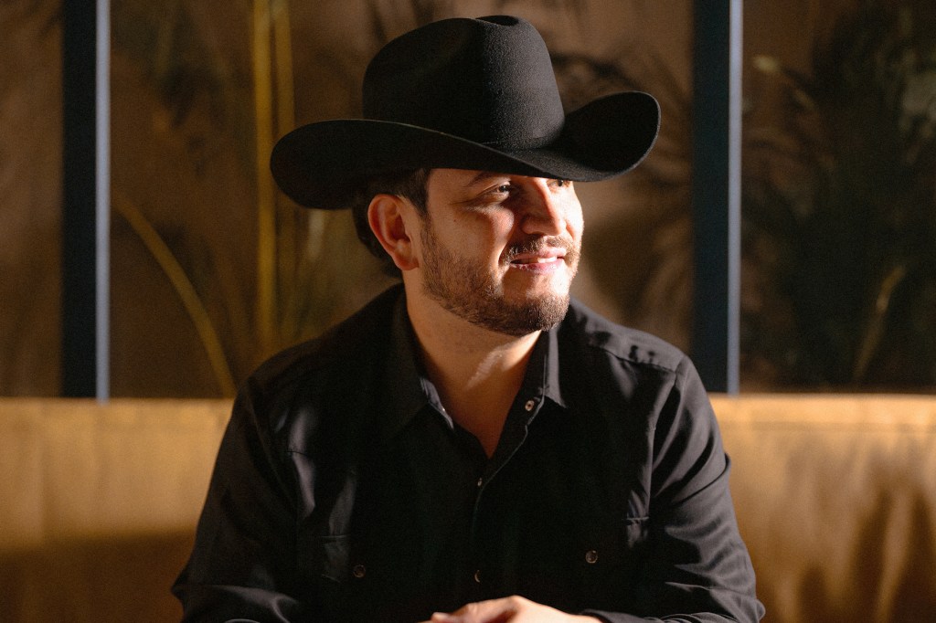 eden-munoz-banks-ninth-no.-1-on-regional-mexican-airplay chart