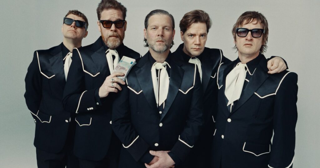 the-hives-share-their-favourite-moments-making-their-new-album