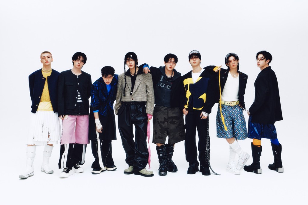 stray-kids-earn-seventh-no.-1-on-billboard-200-with ‘karma’