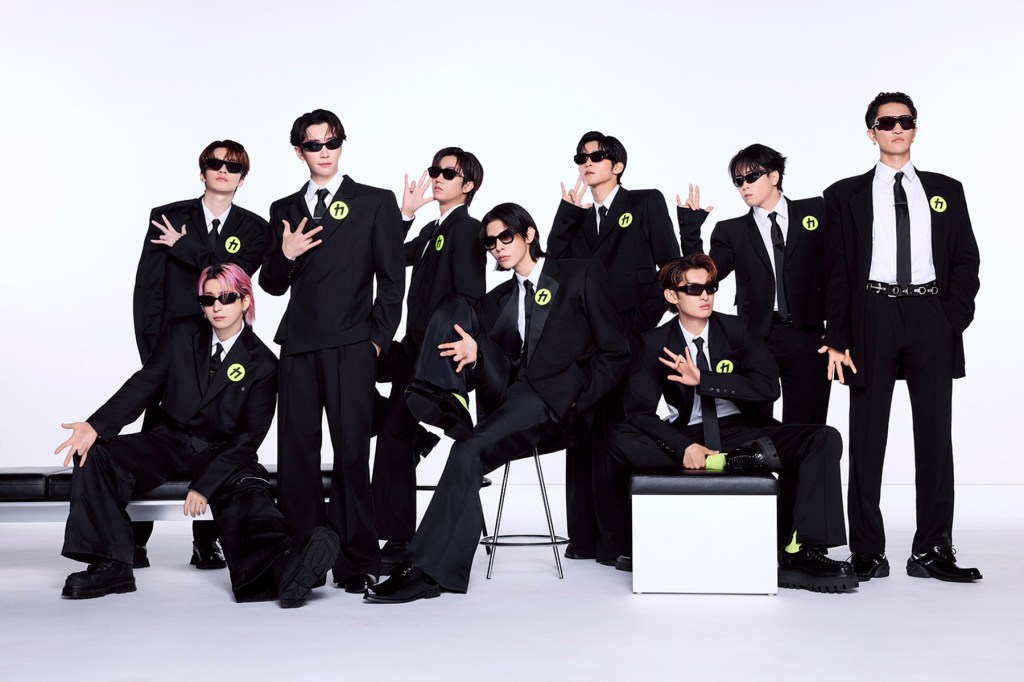 snow-man’s-‘charismax’-bows-at-no-1,-be:first’s-‘secret-garden’-at-no.-2-on-japan-hot 100
