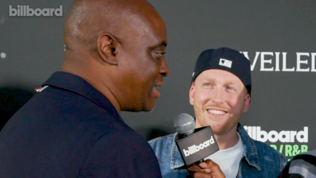 dj-drewski-&-ron-stewart-on-how-it-feels-to-be-recognized-&-to-be-surrounded-by-so-many-generations-of-music-|-r&b/hip-hop-power-players 2025