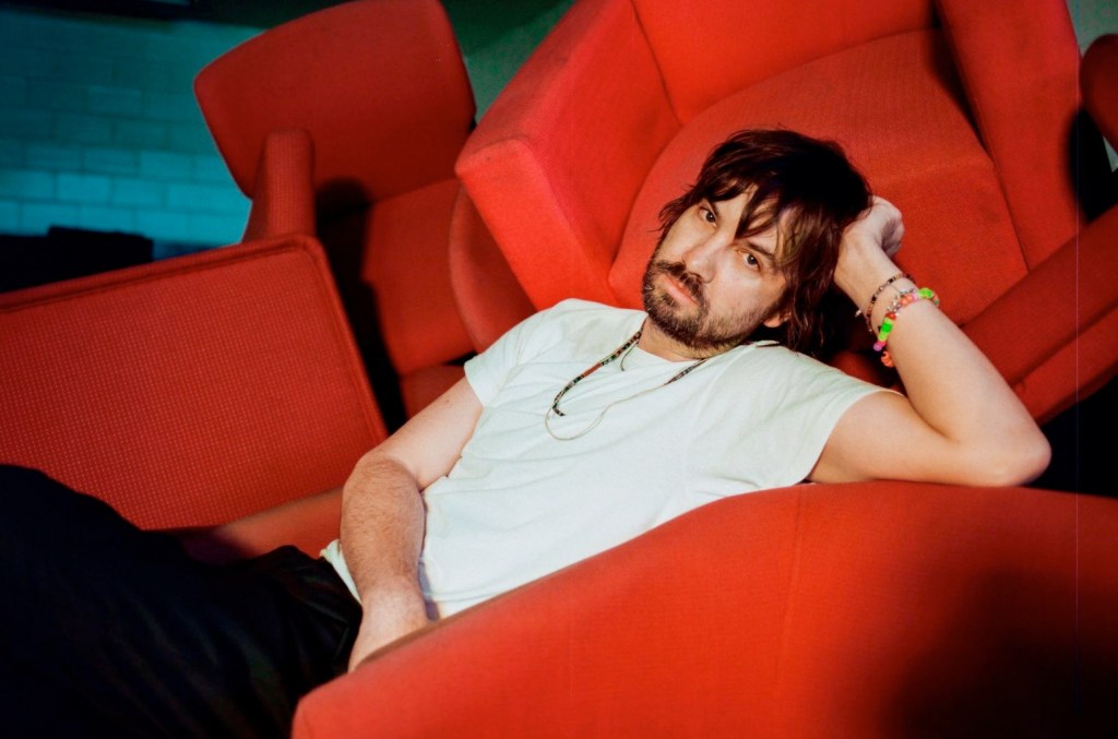 tame-impala-preps-fifth-album-‘deadbeat,’-shares-‘loser’ single
