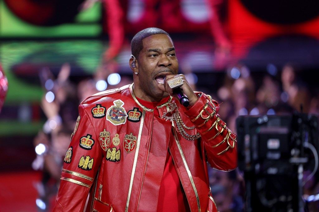 busta-rhymes-brings-the-heat-with-his-hits-at-2025-vmas,-receives-first-rock-the-bells-visionary award