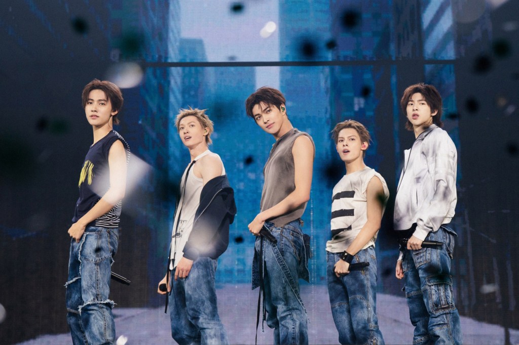 cortis,-bighit-music’s-first-rookie-group-in-6-years,-show-their-many-colors-at-debut-release party
