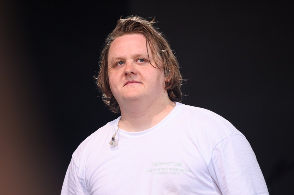 lewis-capaldi’s-comeback-to-continue-with-two-huge-outdoor-uk.-shows-in 2026