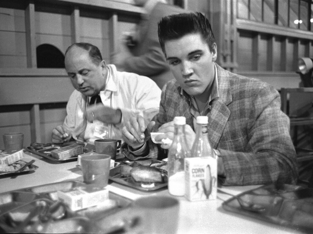 peter-guralnick’s-the-colonel-and-the-king-reviewed:-myth-busting-biography-of-elvis-presley’s-legendary-manager