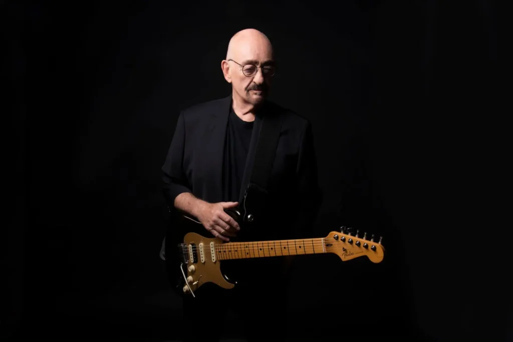 rock-and-roll-hall-of-famer-dave-mason-announces-retirement-from-touring-after-60-year-tenure