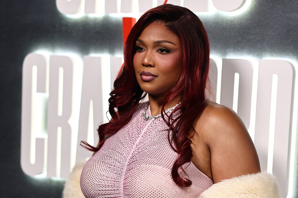 lizzo-criticizes-origins-of-‘racially-charged’-sampling-laws-that-police-black-creativity:-‘now-sampling-is-synonymous-with theft’