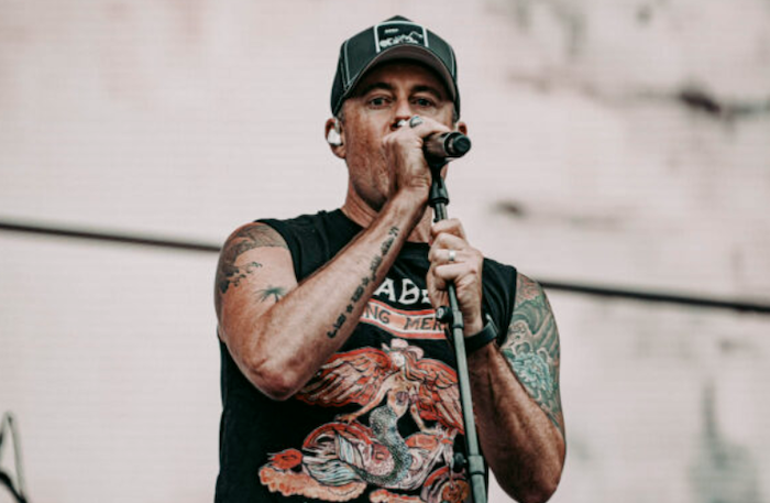 casey-barnes-and-chugg-music-part-ways-after-six-years