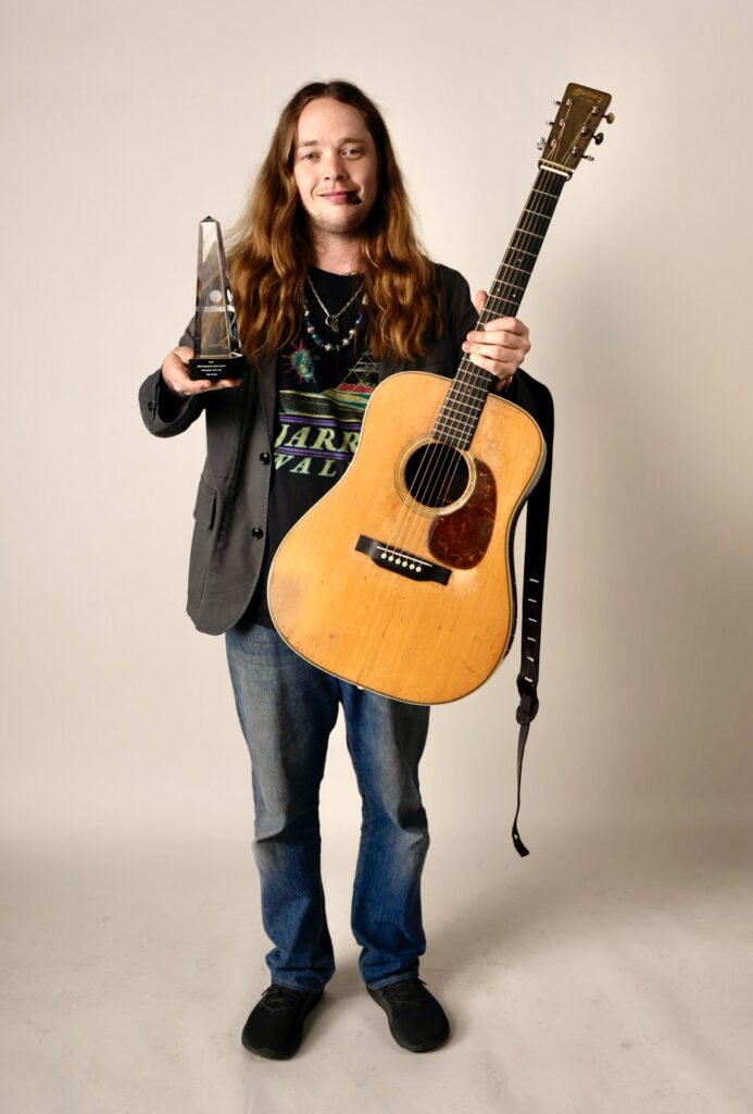 billy-strings-takes-home-entertainer-of-the-year-at-36th-annual-ibma-bluegrass-music-awards