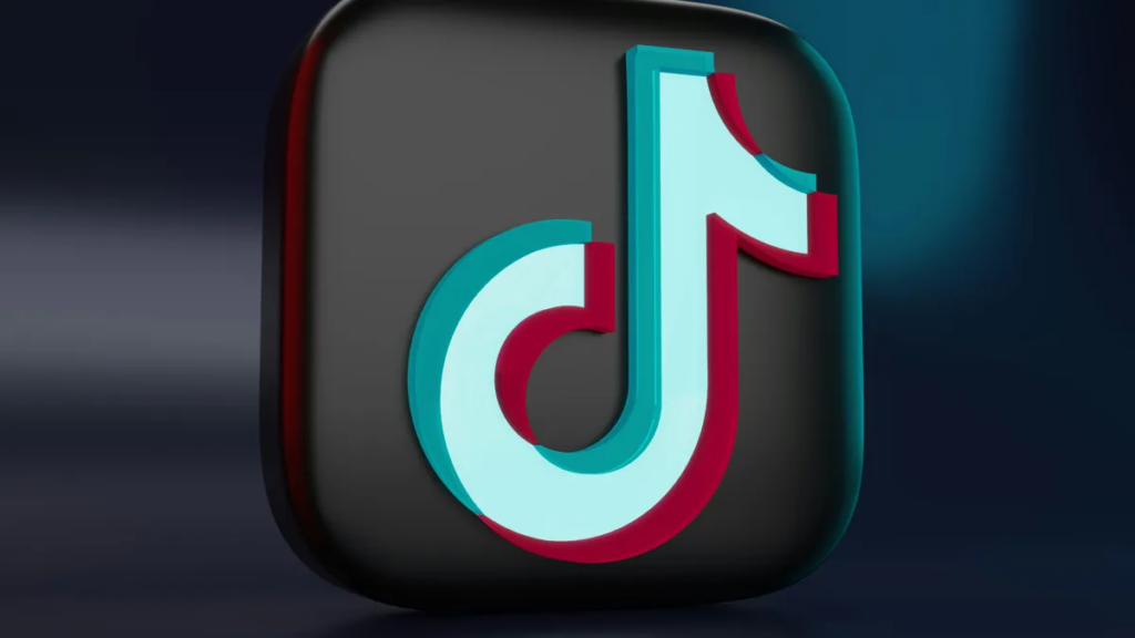 more-details-emerge-on-us/china-tiktok-deal:-no-new-app;-murdochs,-michael-dell-among-american-owners,-per-trump
