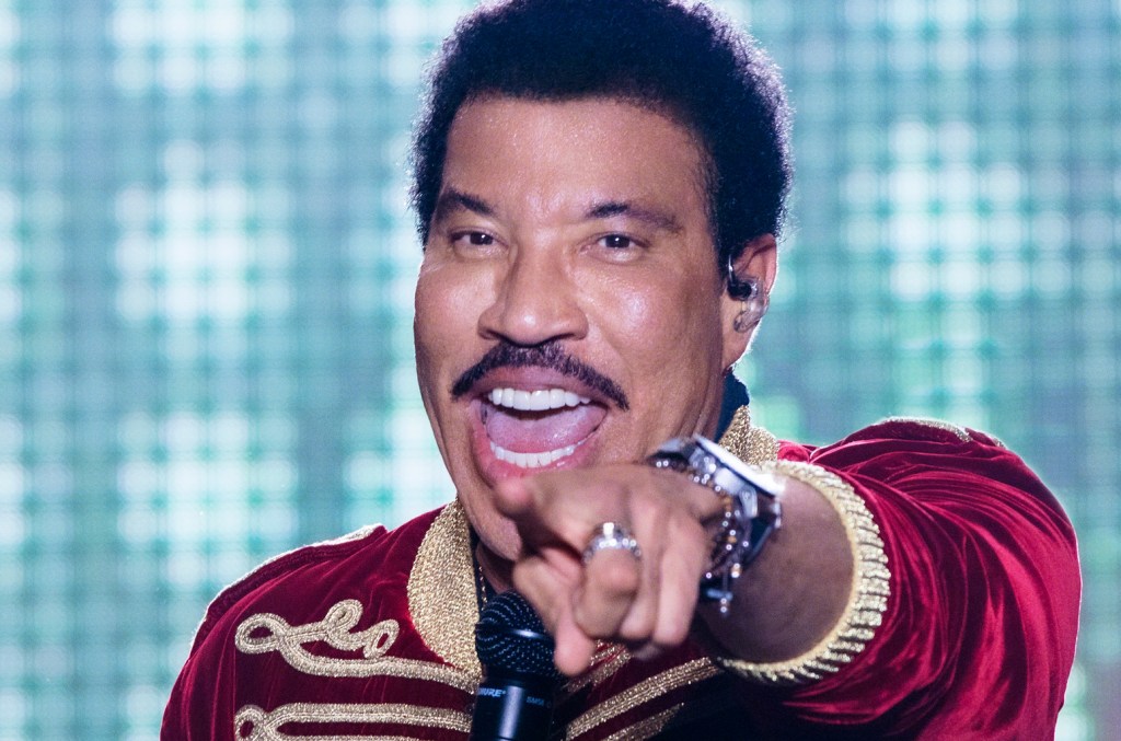 lionel-richie-talks-transformation-from-‘tragically’-late-bloomer-to-world-class-entertainer-in-new-memoir-‘truly’