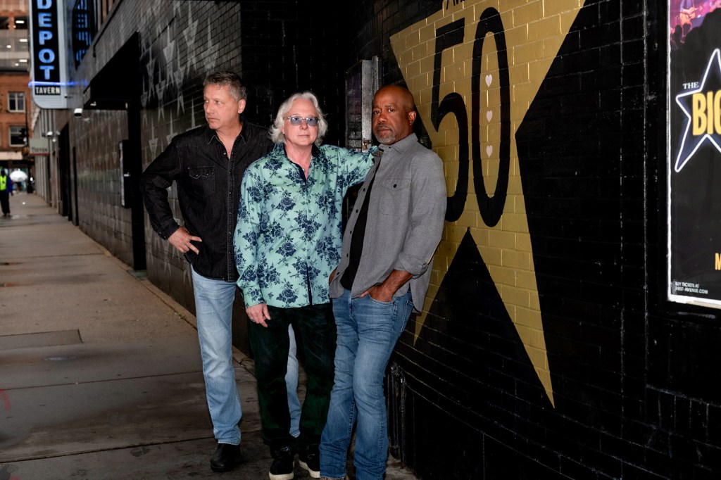 see-which-three-members-of-rem.,-hootie-&-the-blowfish-and-the-black-crowes-have-formed-a-new group