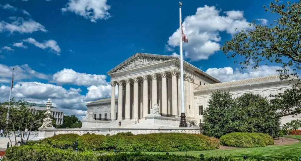 us.-government-reaffirms-cox-support-in-supreme-court-case-against-the-major-labels,-moves-to-participate-in-oral-argument