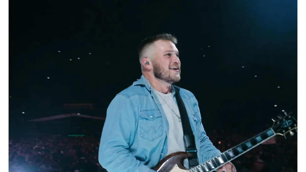 zach-bryan-sets-the-record-for-biggest-us-concert-with-112,408-at-michigan-stadium