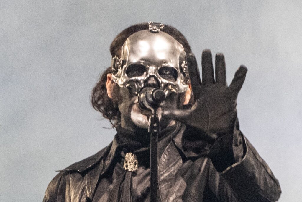 ghost-book-20-date-2026-north-american-arena-tour