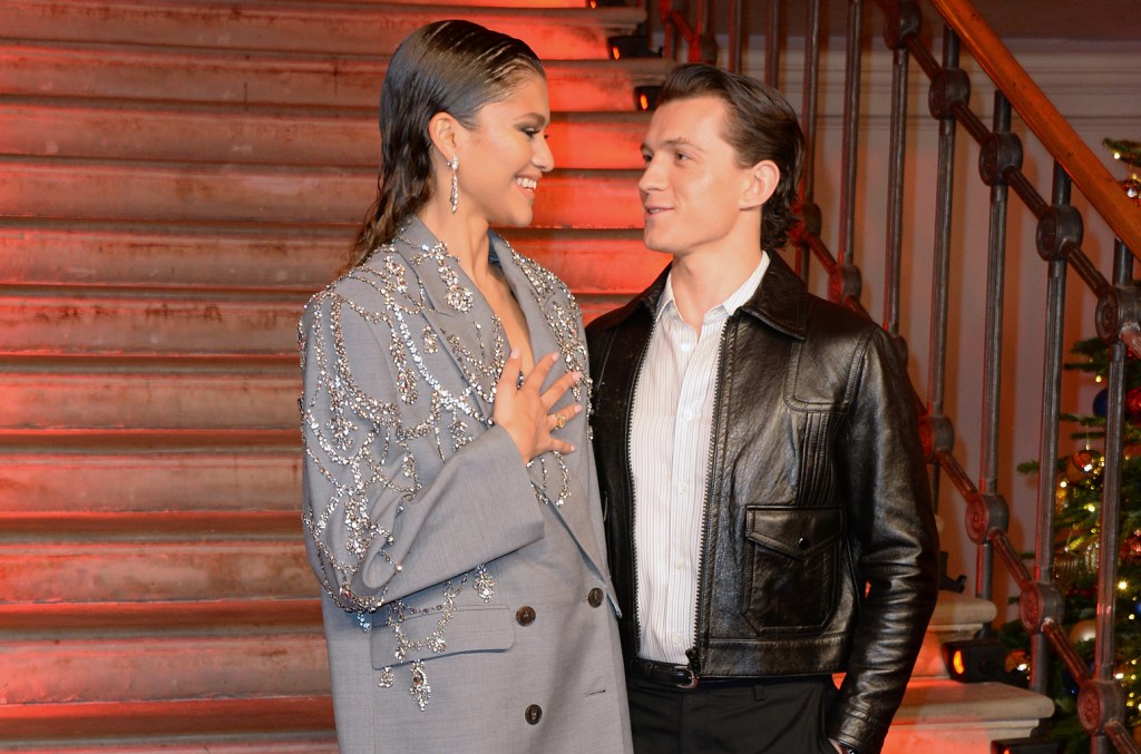 tom-holland-adorably-corrects-journalist-who-calls-zendaya-his-‘girlfriend’