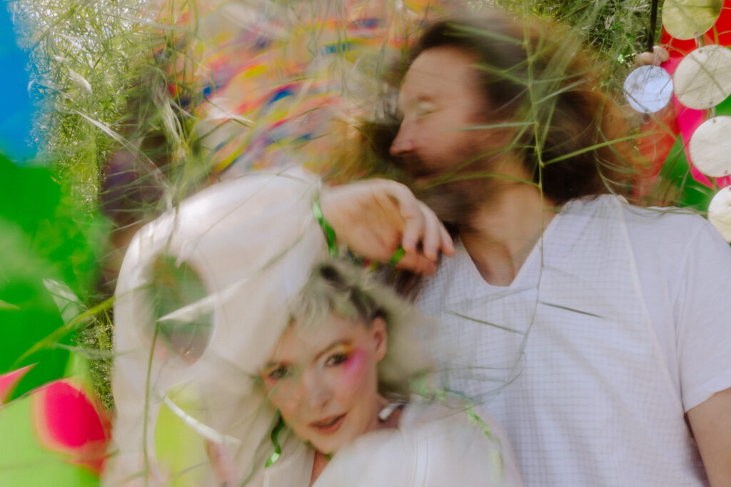 sylvan-esso-unveil-new-single,-cut-ties-with-spotify