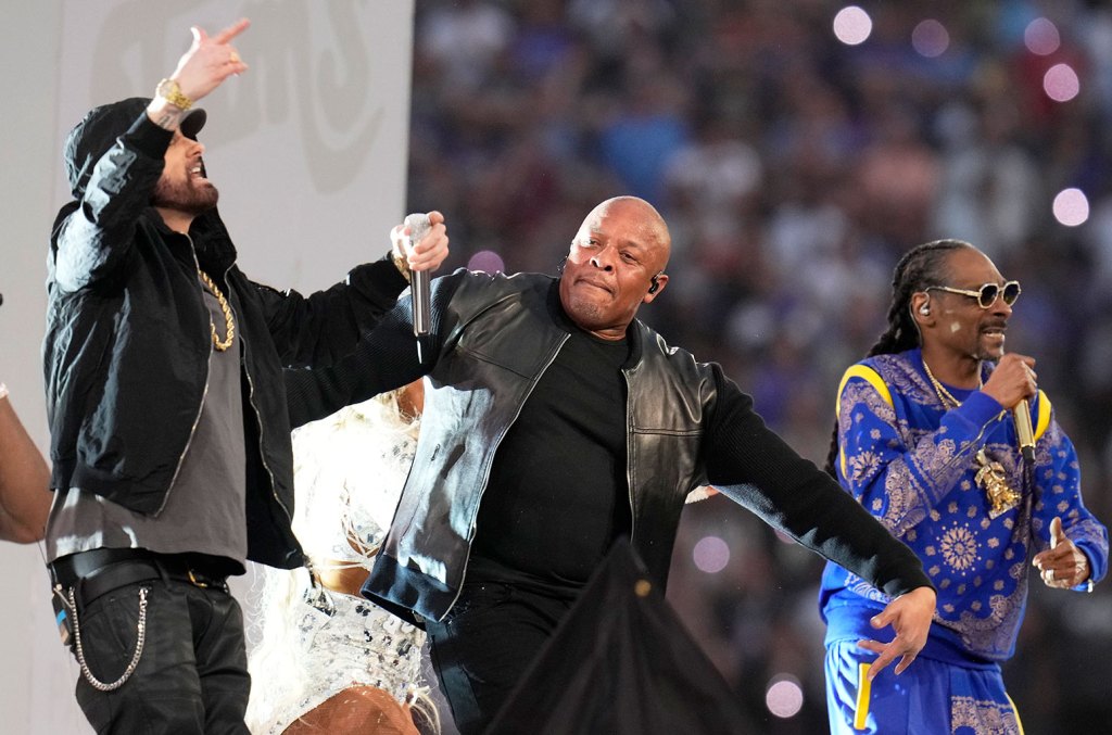 how-super-bowl-halftime-shows-lead-to-super-sales,-from-michael-jackson-to-kendrick lamar