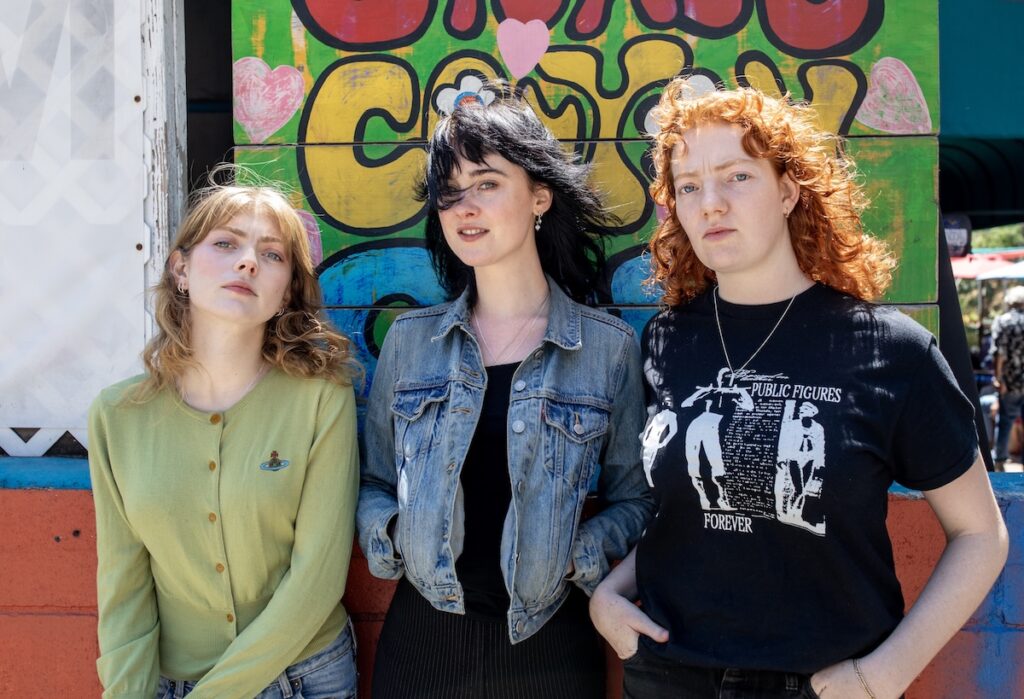  folk-bitch-trio-talk-‘beginning-a-new-little-chapter’