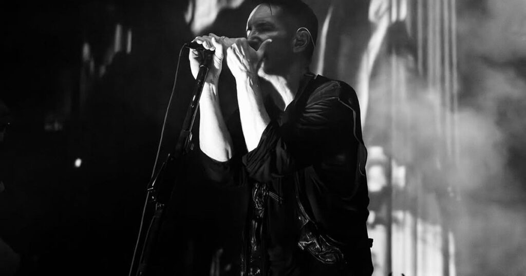 nine-inch-nails-setlist-for-peel-it-back-tour-features-20-songs