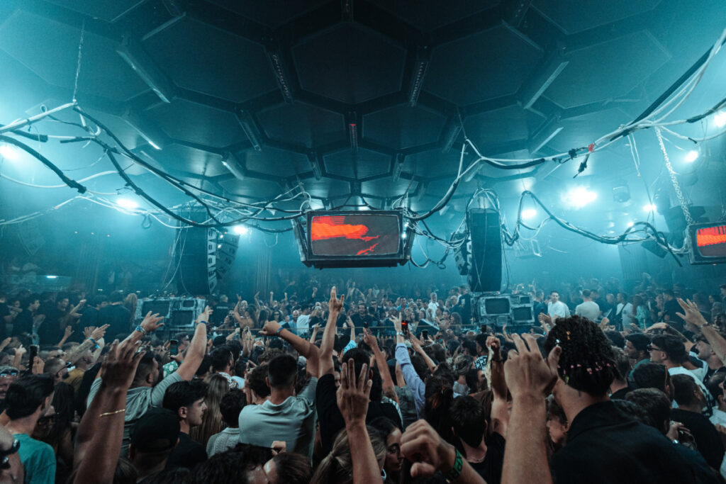 pacha-ibiza-set-for-closing-parties-from-solomun,-sonny-fodera,-camelphat,-mau-p,-marco-carola,-rufus-du-sol-and-more