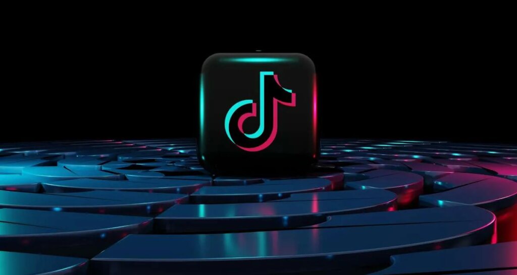 tiktok-increases-superfan-payouts-in-the-us.-and-canada,-‘bringing-the-maximum-profit-sharing-to-90%’