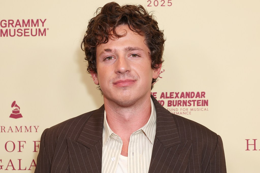 amid-taylor-swift-debate,-charlie-puth-explains-why-some-songs-sound-alike:-‘stop-demonizing this’