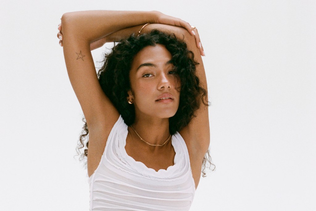 olivia-dean’s-‘the-art-of-loving’-makes-top-10-debut-on-six-billboard-album charts