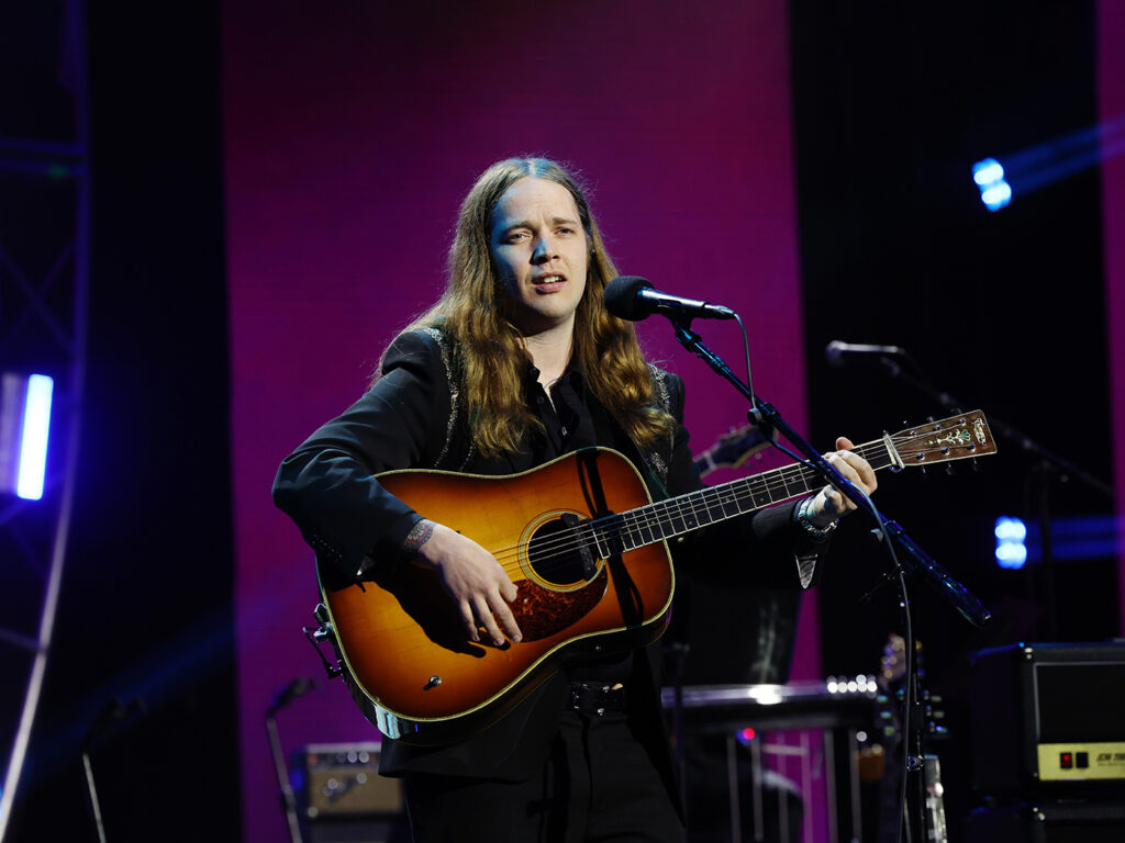 billy-strings:-bluegrass-star-shines-at-the-royal-albert-hall