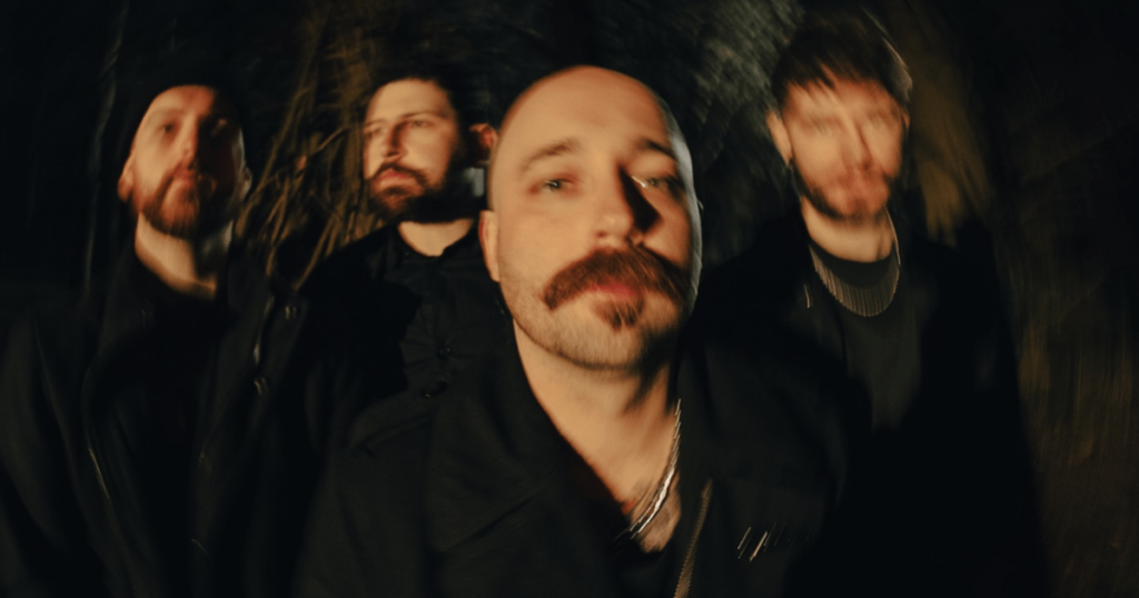 the-gloom-in-the-corner-to-headline-last-words’-chaotic-christmas-rager