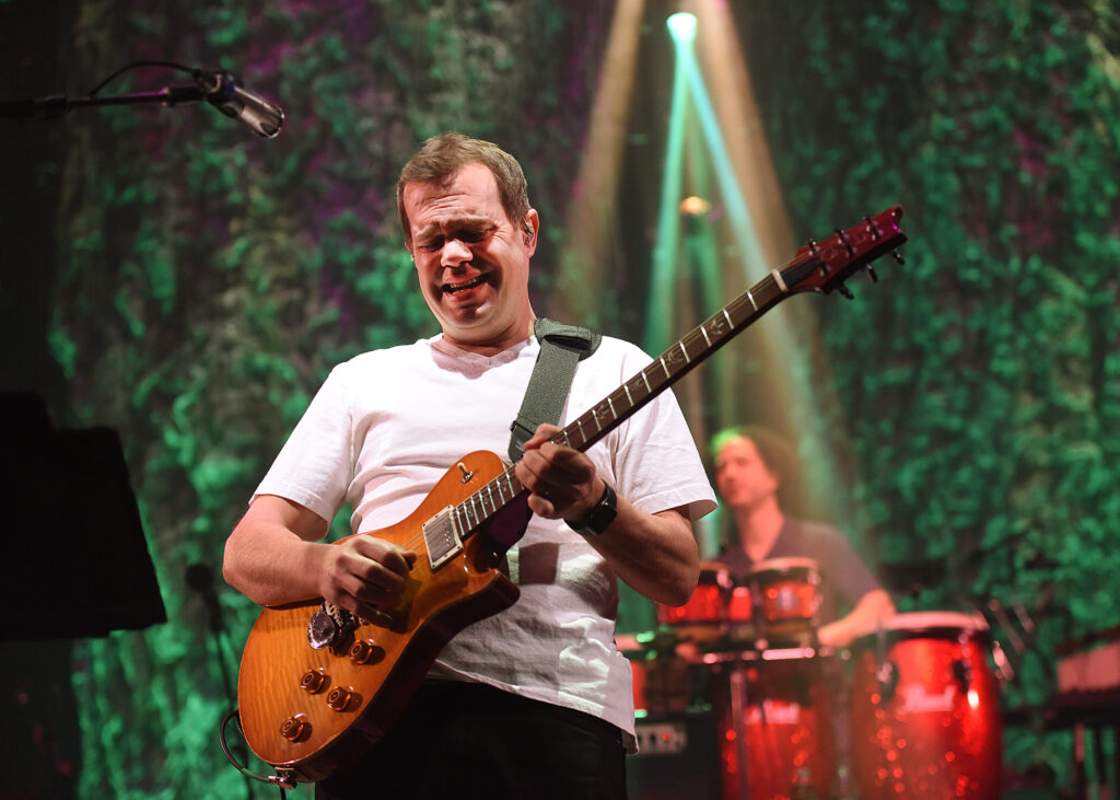 umphrey’s-mcgee’s-brendan-bayliss-and-jake-cinninger-announce-23rd-annual-holiday-show