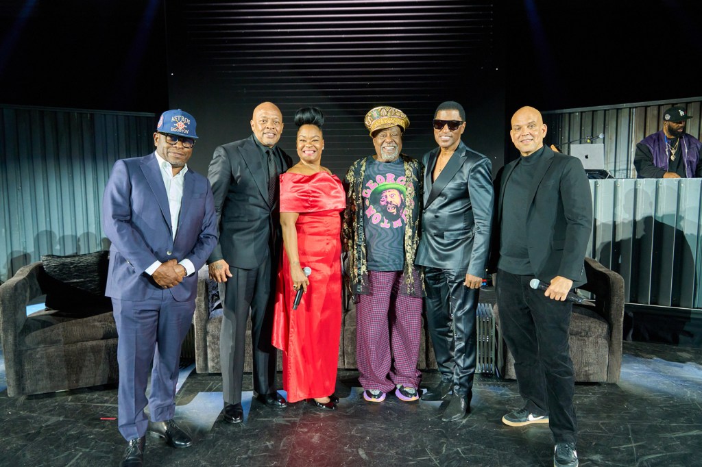 hip-hop-legends-kool-g-rap-&-grand-puba-honored-by-dr.-dre,-nas-&-more-at-‘powerful’-paid-in-full gala