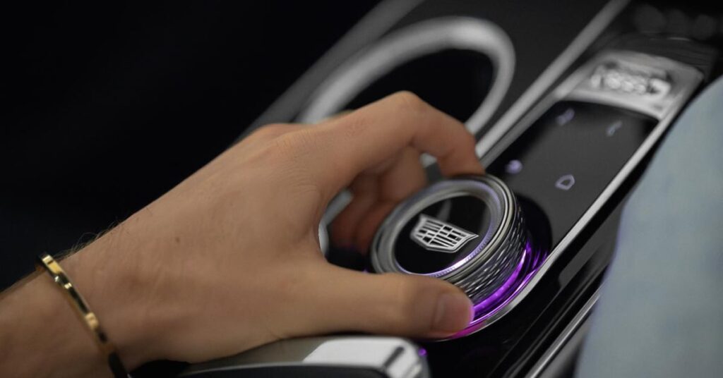 cadillac-announces-major-partnership-with-warner-music-australia