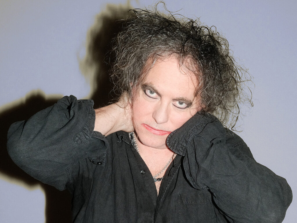 the-cure’s-robert-smith-interviewed:-“our-songs-have-always-had-a-fear-of-mortality”