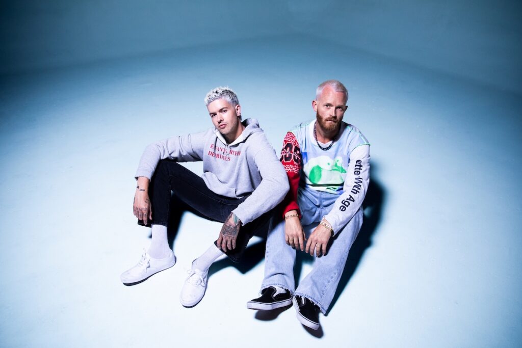 girlfriends’-travis-mills-and-nick-gross-want-to-take-you-back-to-the-old-neighborhood