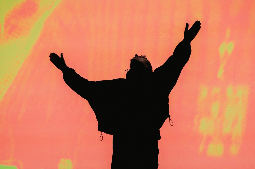 ‘feeling-supersonic’:-oasis-play-to-180,000-fans-across-three-melbourne shows