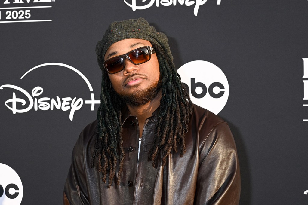 2025-rock-&-roll-hall-of-fame-induction-ceremony-red-carpet:-best photos