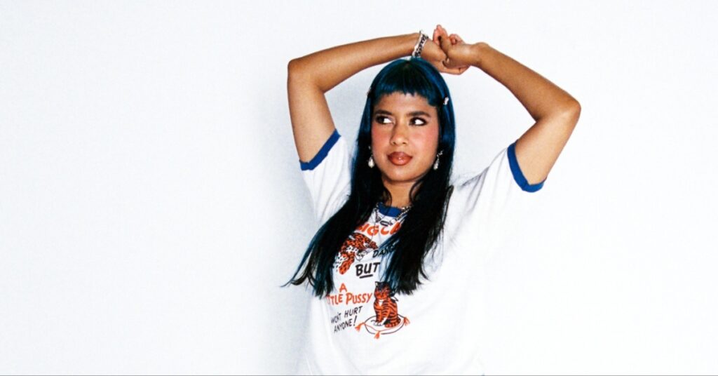 see-ecca-vandal-perform-in-dreamlike-scenarios-in-“molly”-video